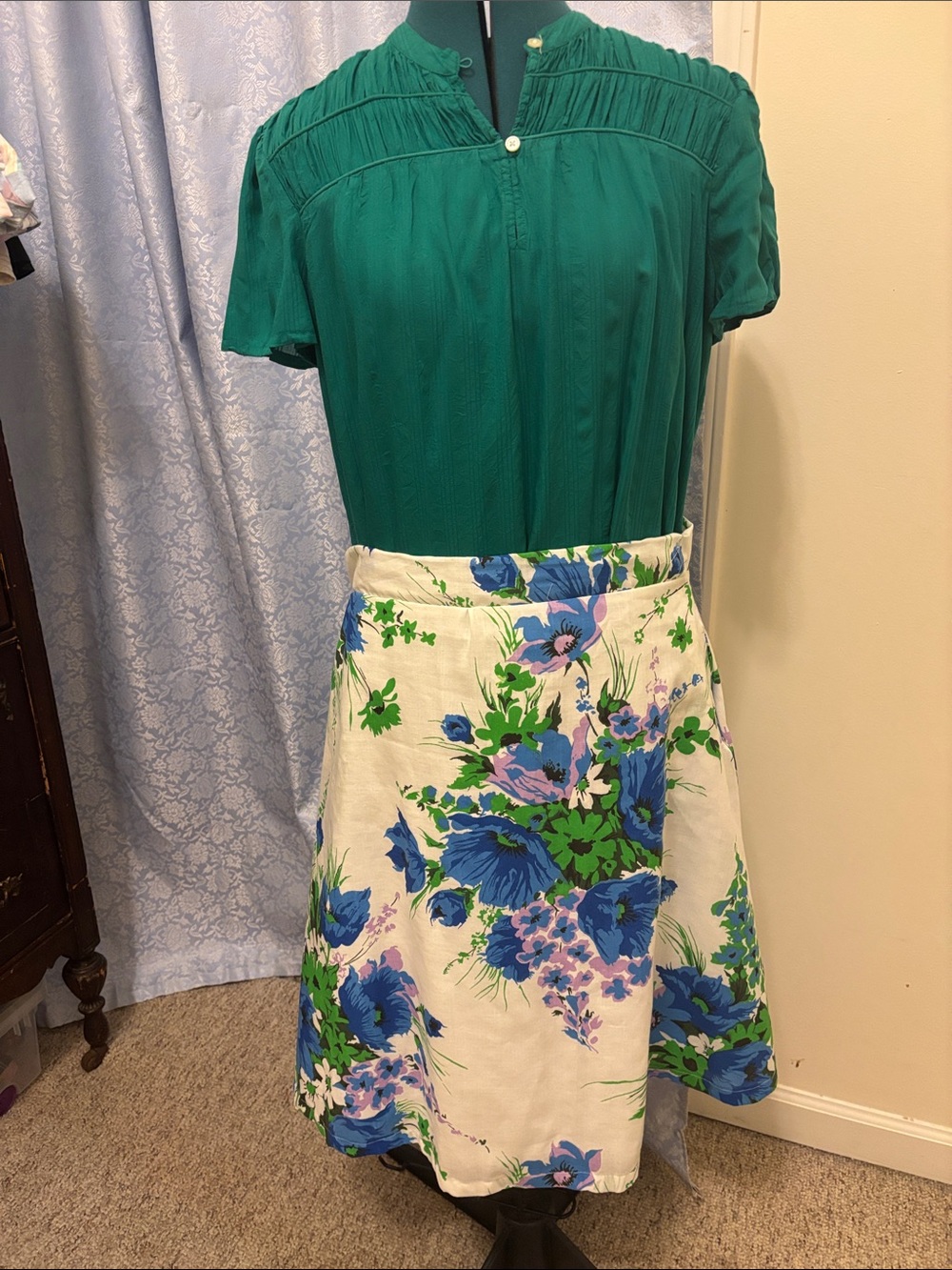 LOFT Green Short-Sleeve Blouse